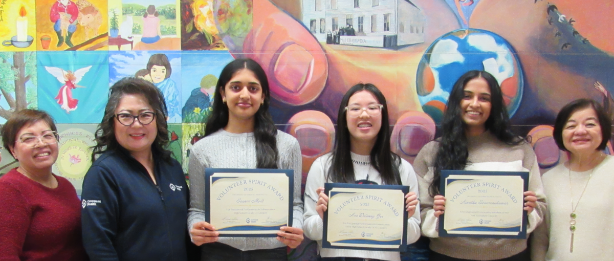 Student volunteers receive scholarship award at Misericordia Community Hospital.