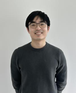 headshot of andrew jeong