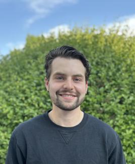 headshot of ian mcinnis
