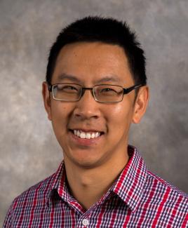 headshot of lawrence lee