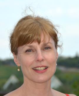 Headshot of maureen douglas