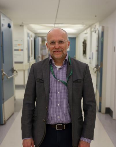 Head shot of Dr. Georg Schmolzer