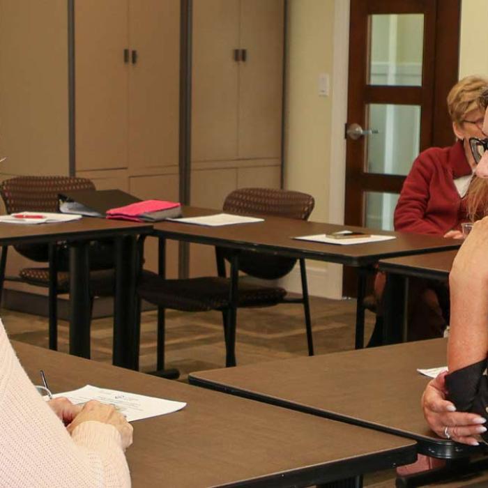 Healing Connections volunteers provide peer support and advice to cancer patients
